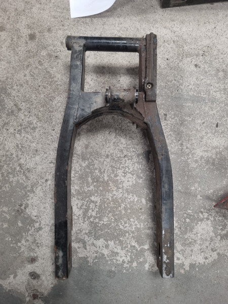 Balança Traseira Comet 250