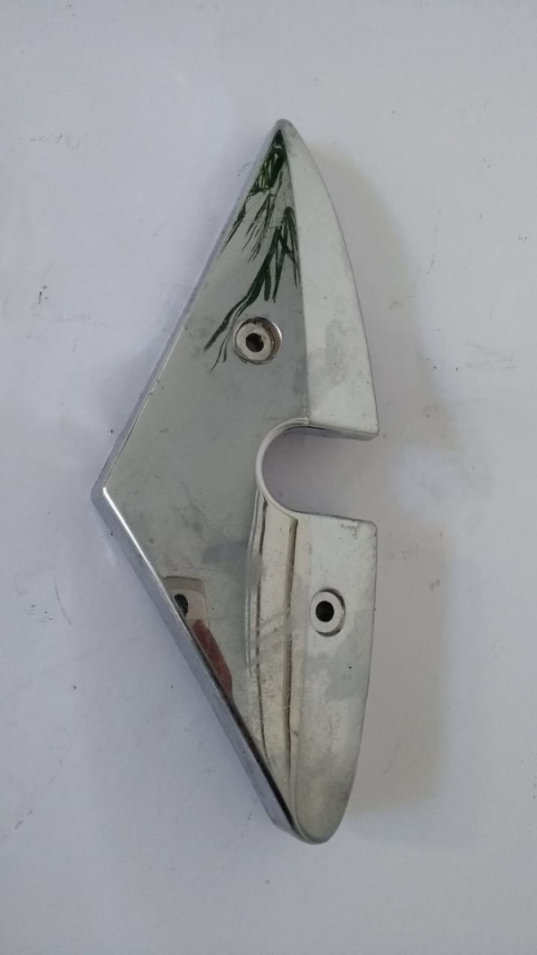 Acabamento L/D Chassi Baixo Kasinski Mirage 250 cx05